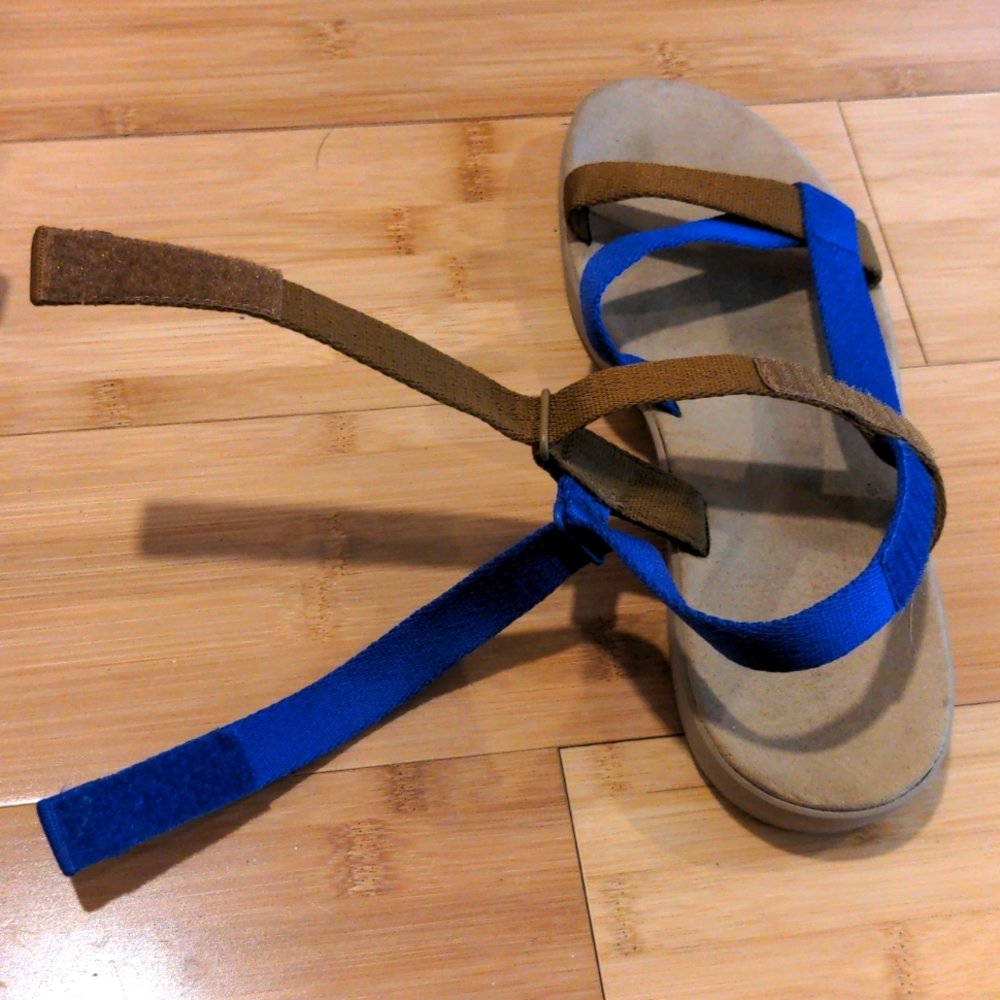 EVERLANE The ReNew Sport Sandal - Picture 12 of 13